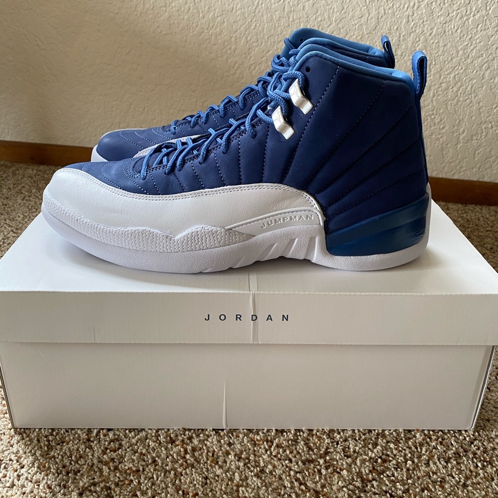 Air Jordan 12 Retro 'Indigo' - Picture 2 of 3